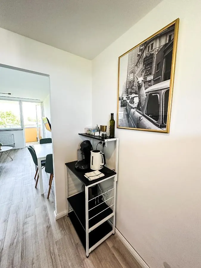 Messe-Apartment Fuer 5 Gaeste Mit Balkon Und Lift Ганновер Апартаменты
