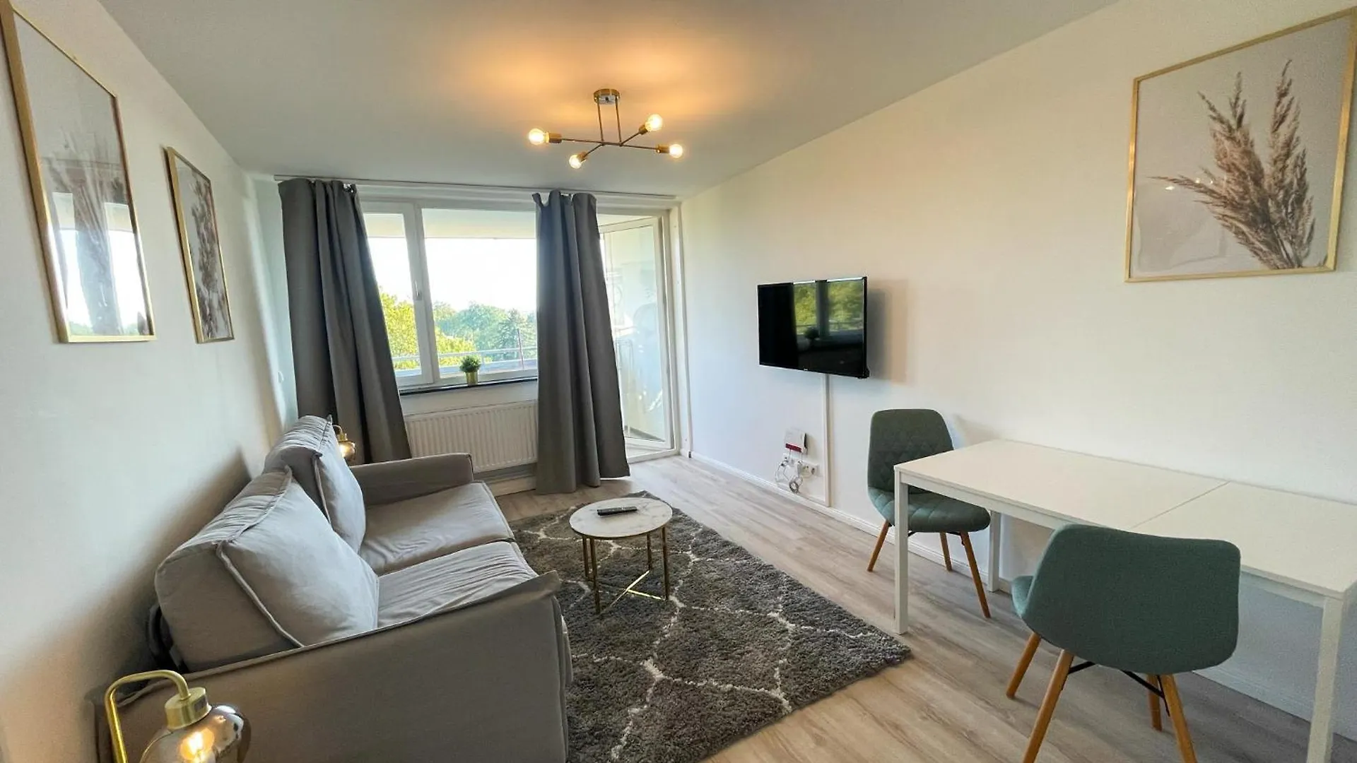 Апартаменты Messe-Apartment Fuer 5 Gaeste Mit Balkon Und Lift Ганновер Германия